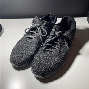 Adidas: Yeezy Boost 350 V1 Pirate Black (11.5)